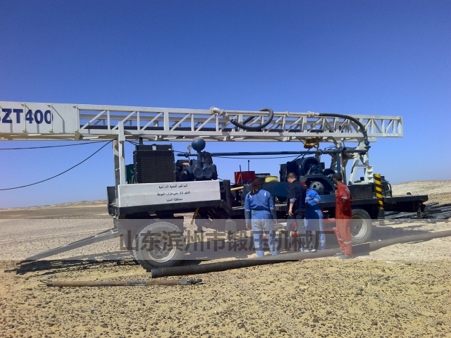 BZT400拖车钻机在埃及施工现场